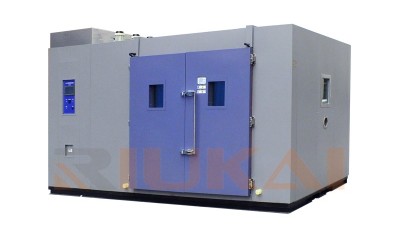 間隔式、Chamber隔離式和移動(dòng)式高溫老化房的對(duì)比